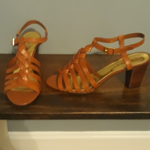 Ralph Lauren sandals. - Picture 2 of 3